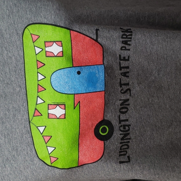 Ludington State Park shirt, size xl - Picture 2 of 6